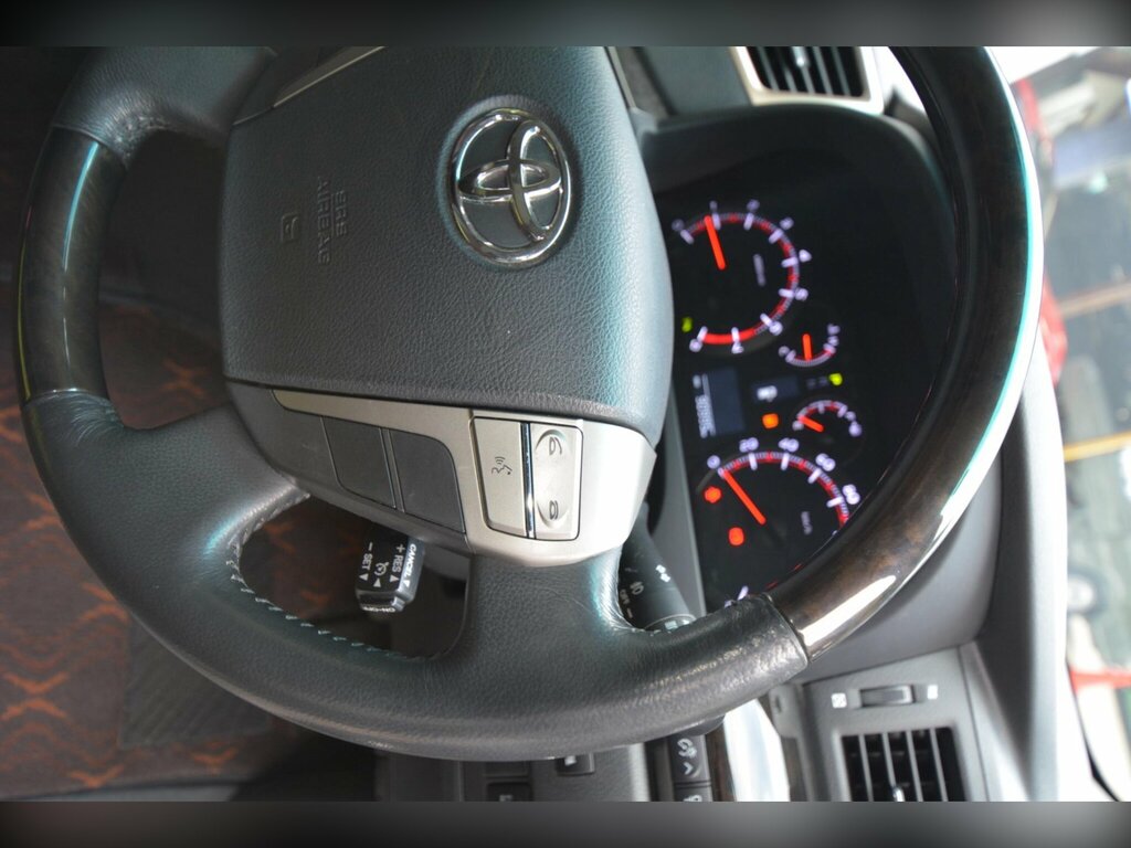 Toyota Alphard 2013 Toyota Alphardnbsprear Cam Ulez Super Gr White #45