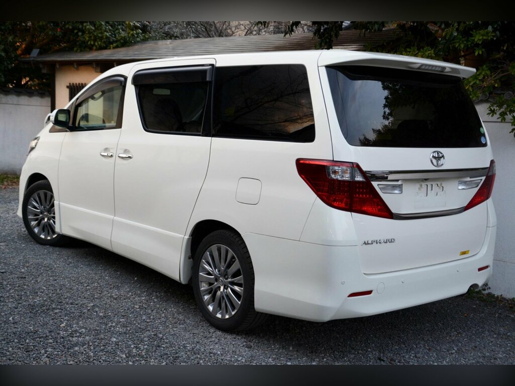 Toyota Alphard 2013 Toyota Alphardnbsprear Cam Ulez Super Gr White #14