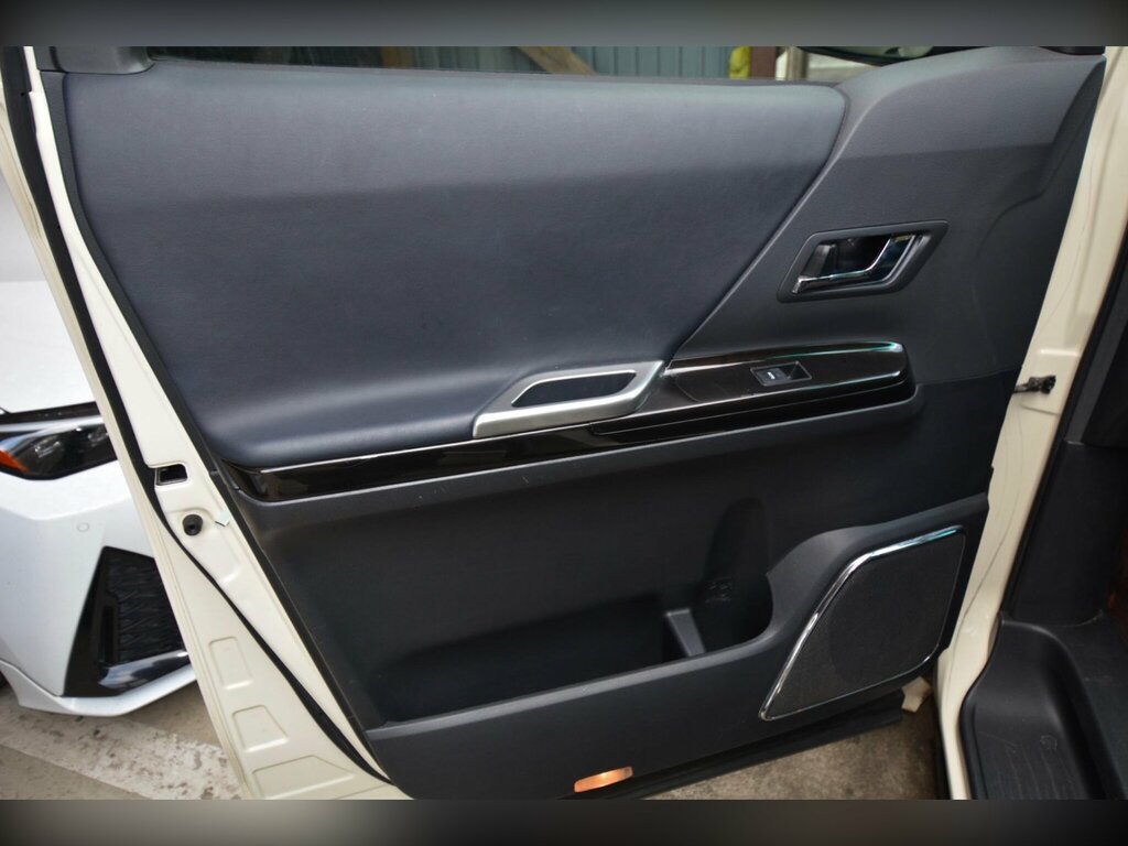 Toyota Alphard 2013 Toyota Alphardnbsprear Cam Ulez Super Gr White #27