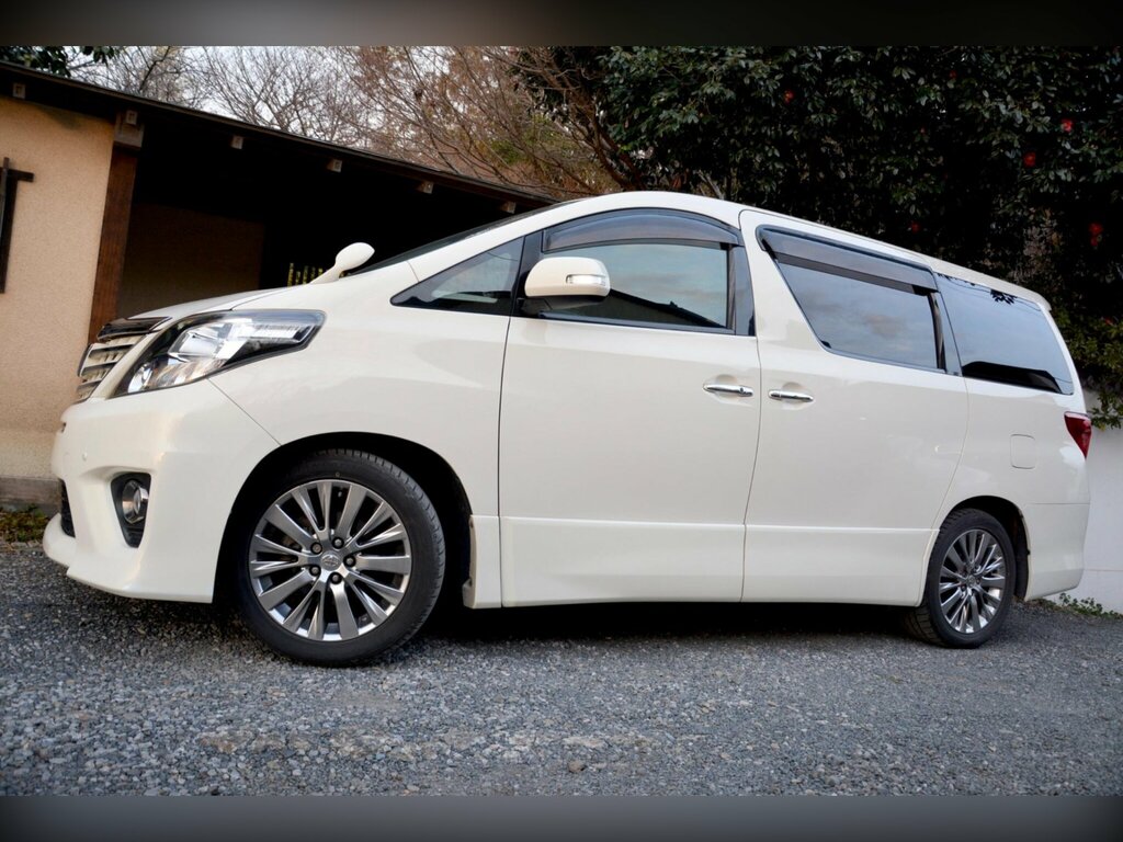 Toyota Alphard 2013 Toyota Alphardnbsprear Cam Ulez Super Gr White #11