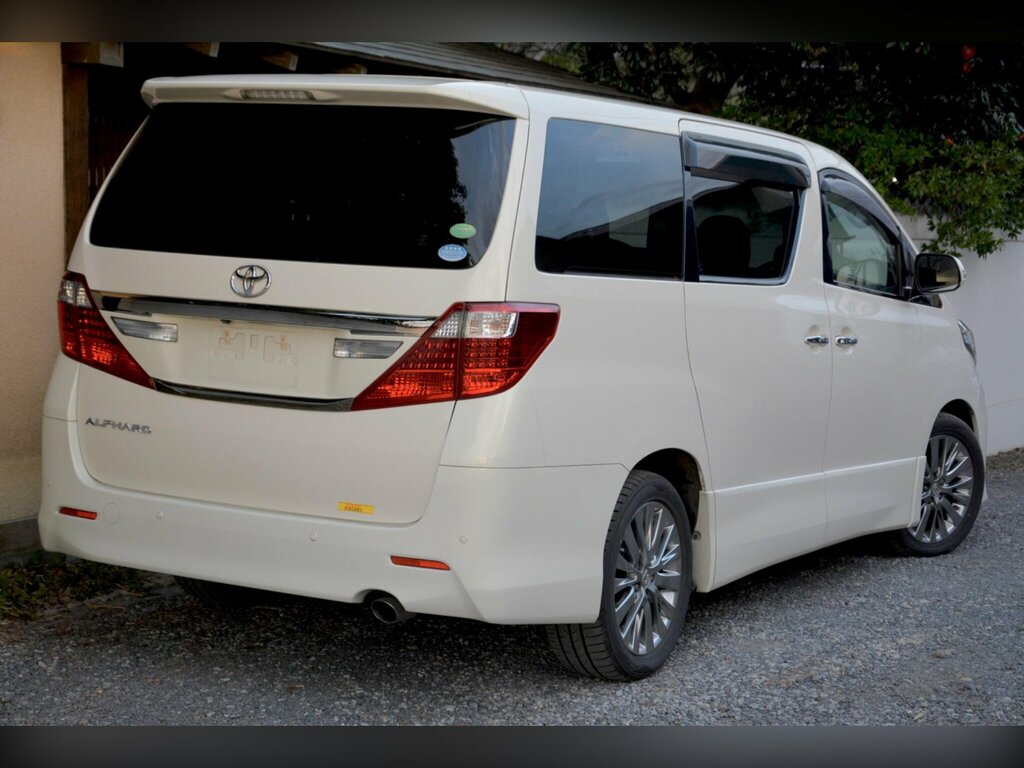 Toyota Alphard 2013 Toyota Alphardnbsprear Cam Ulez Super Gr White #7