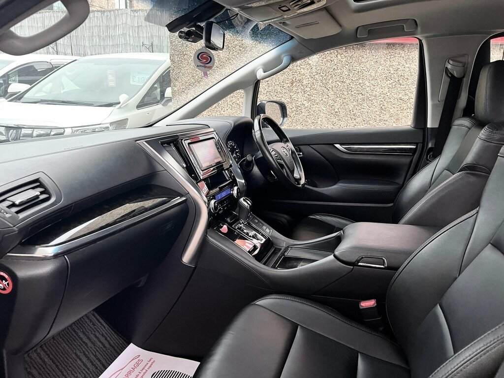 Toyota Vellfire Mpv 3.5 Executive Lounge 7 Seats Euro 5 2015 White #12