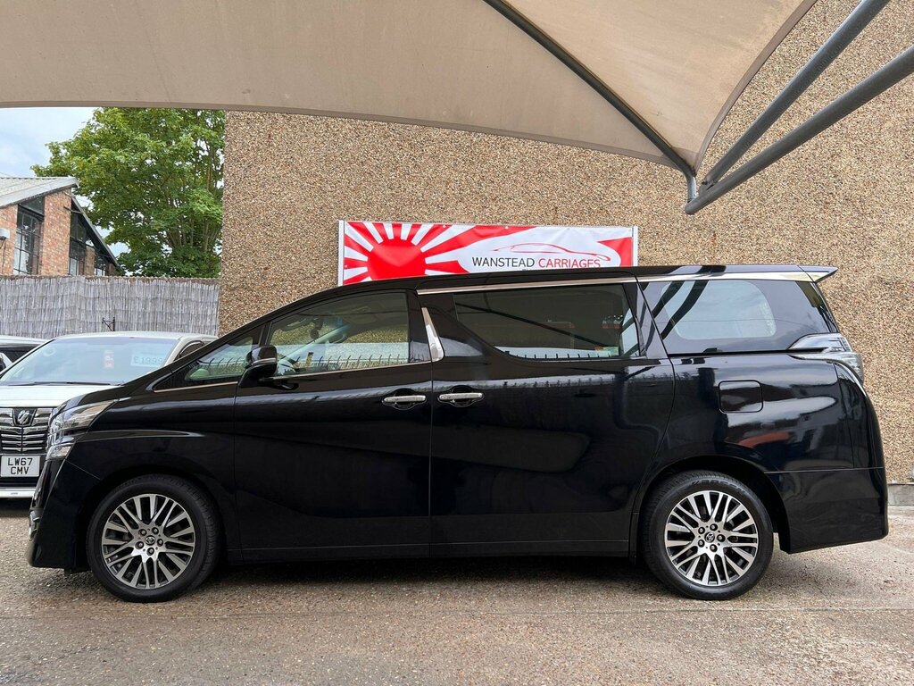 Toyota Vellfire 2.5 Premium - Leather - Twin Sunroof Black #4
