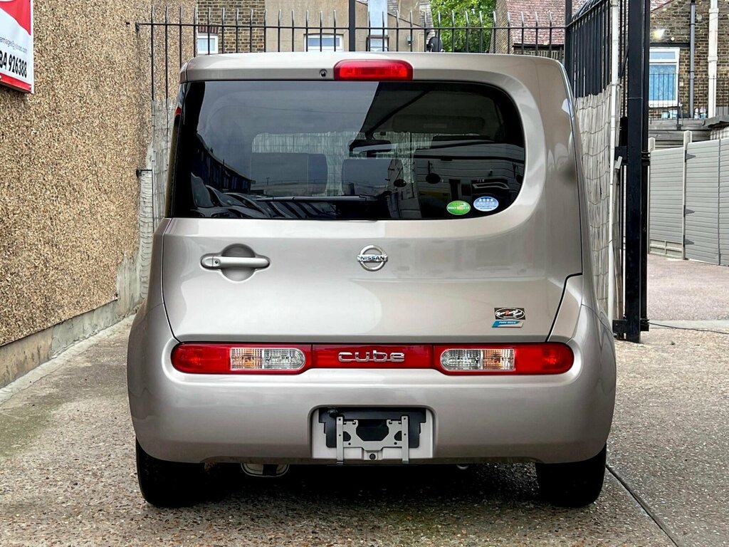 Nissan Cube 1.5 V Selection-fresh Import-ulez Red #8