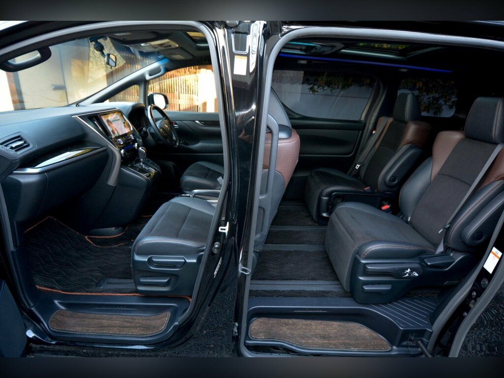 Toyota Alphard 2.5 S A Package Black Edition-modellista White #38