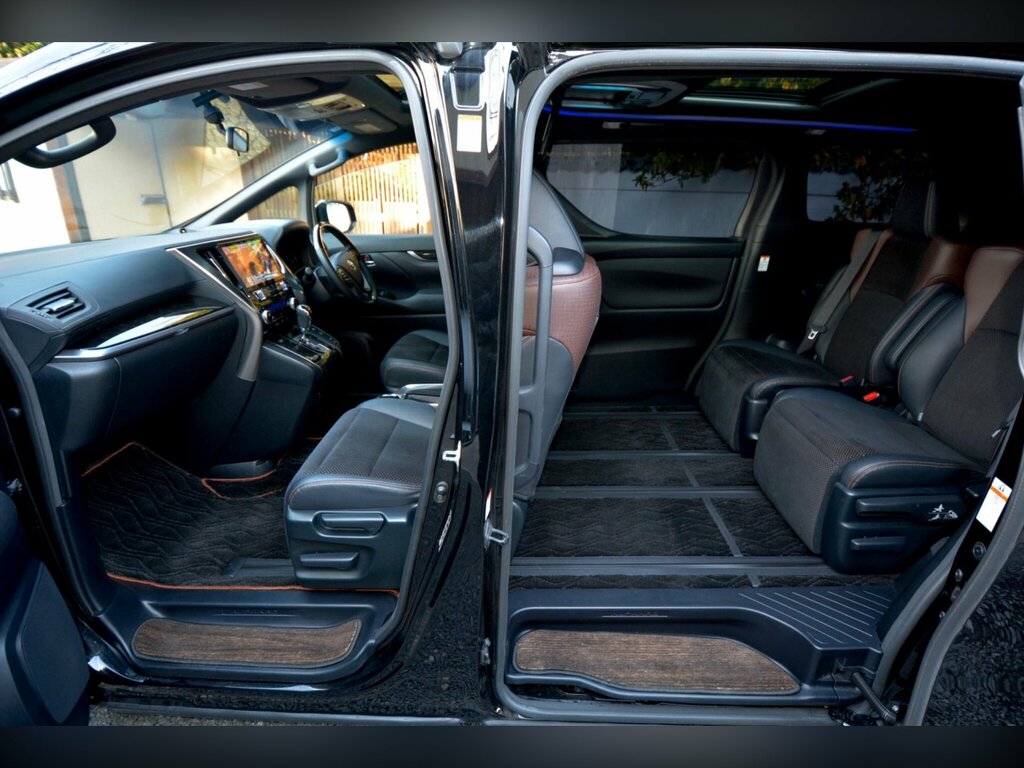 Toyota Alphard 2.5 S A Package Black Edition-modellista White #39