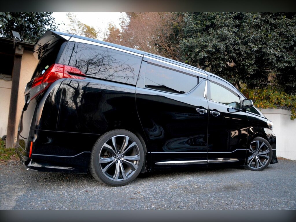 Toyota Alphard 2.5 S A Package Black Edition-modellista White #8