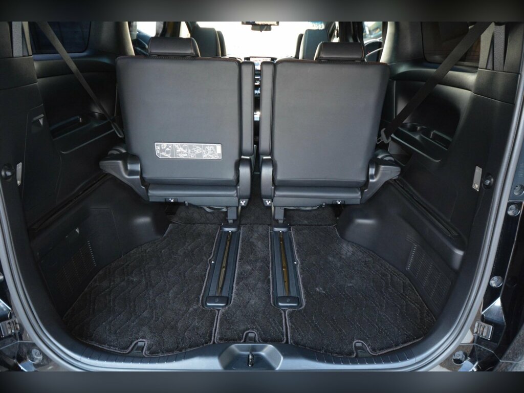 Toyota Alphard 2.5 S A Package Black Edition-modellista White #50