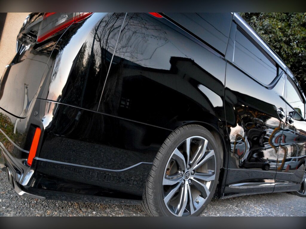 Toyota Alphard 2.5 S A Package Black Edition-modellista White #9