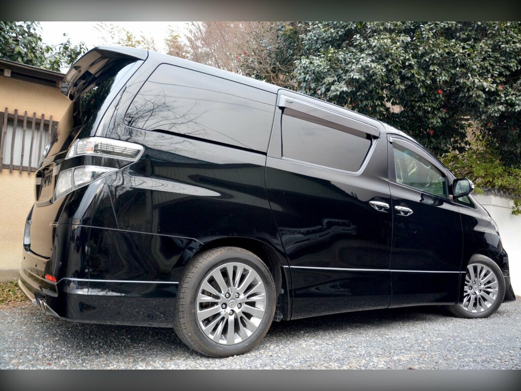 Toyota Vellfire 2.4 Hybrid White #10