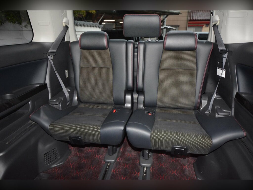 Toyota Vellfire 2.4 Hybrid White #38