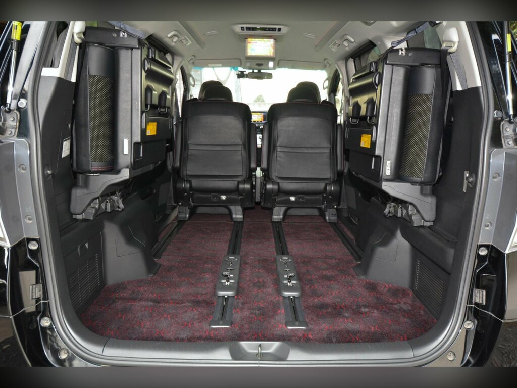 Toyota Vellfire 2.4 Hybrid White #41
