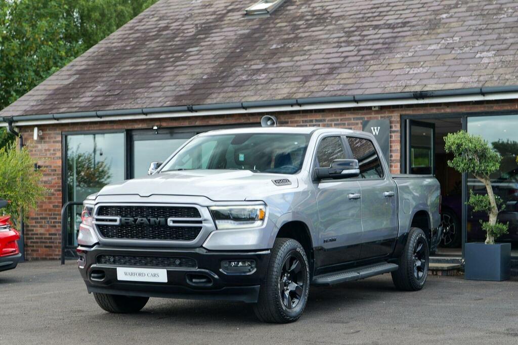 Dodge RAM Pickup Bighorn 5.7L Hemi V8 1500 202372 Silver #4