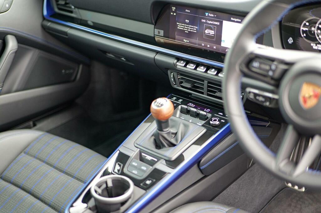 Porsche 911 Gts T-hybrid Pdk  #14