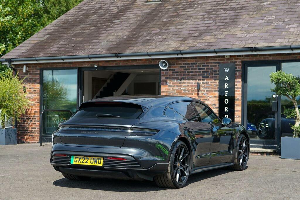 Porsche Taycan Estate Performance Plus 93.4Kwh Gts Sport Turismo Grey #3