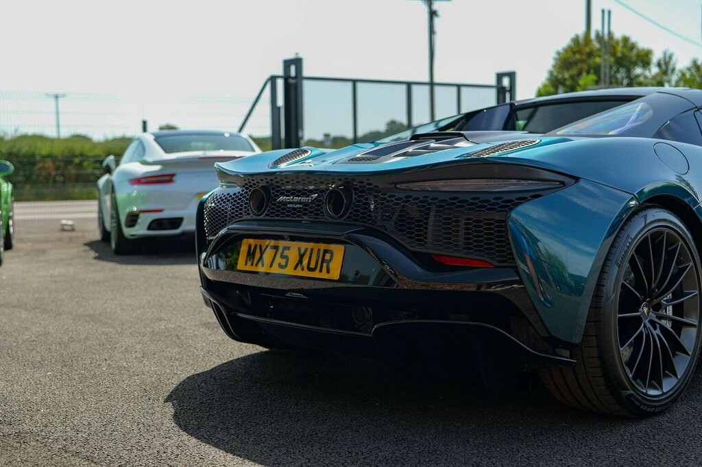 McLaren Artura Spider  #13