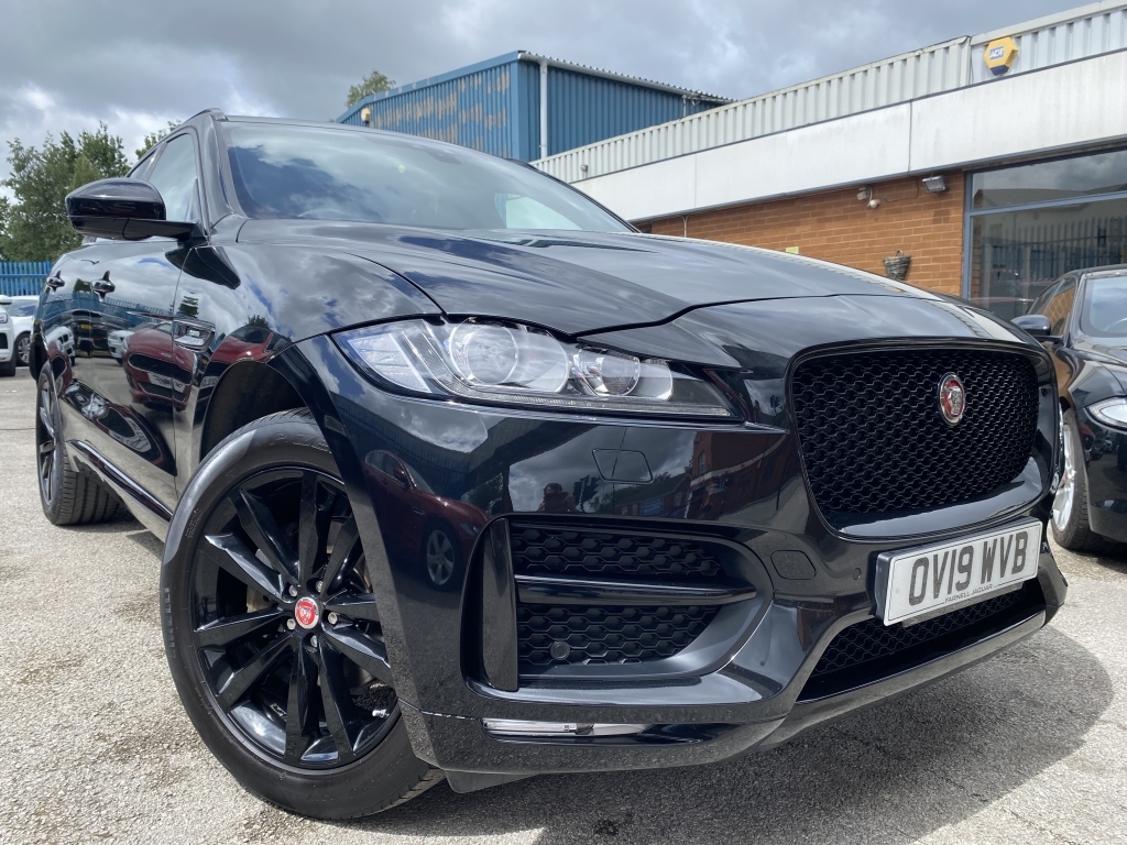 Jaguar F-Pace 2.0 R-sport Awd Black