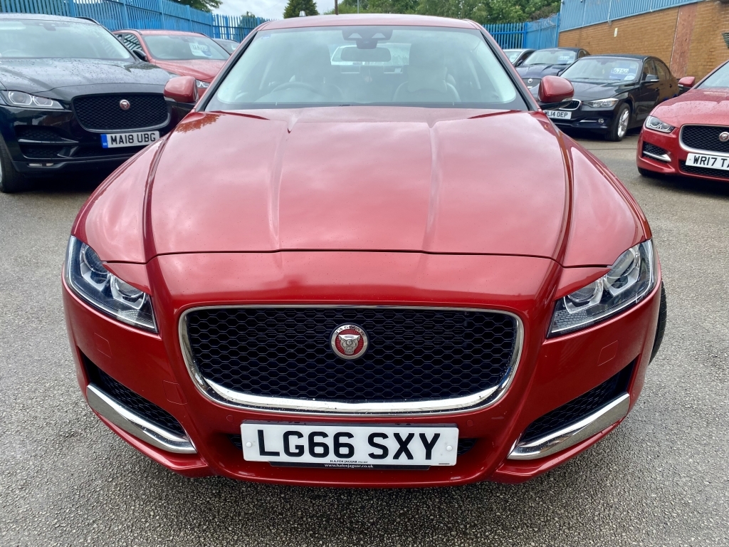 Jaguar XF 2.0 Prestige LG66SXY Red #4