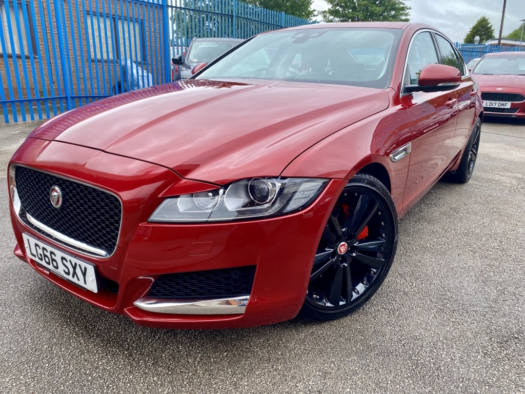 Jaguar XF 2.0 Prestige LG66SXY Red #5