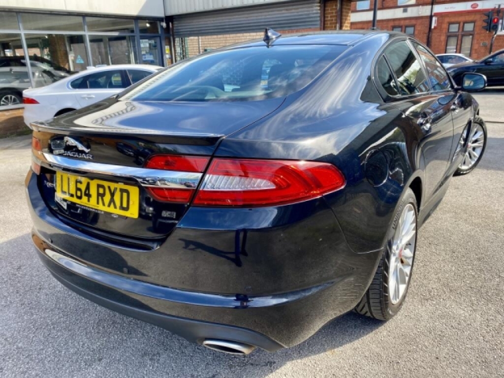 Jaguar XF D Luxury Silver #9