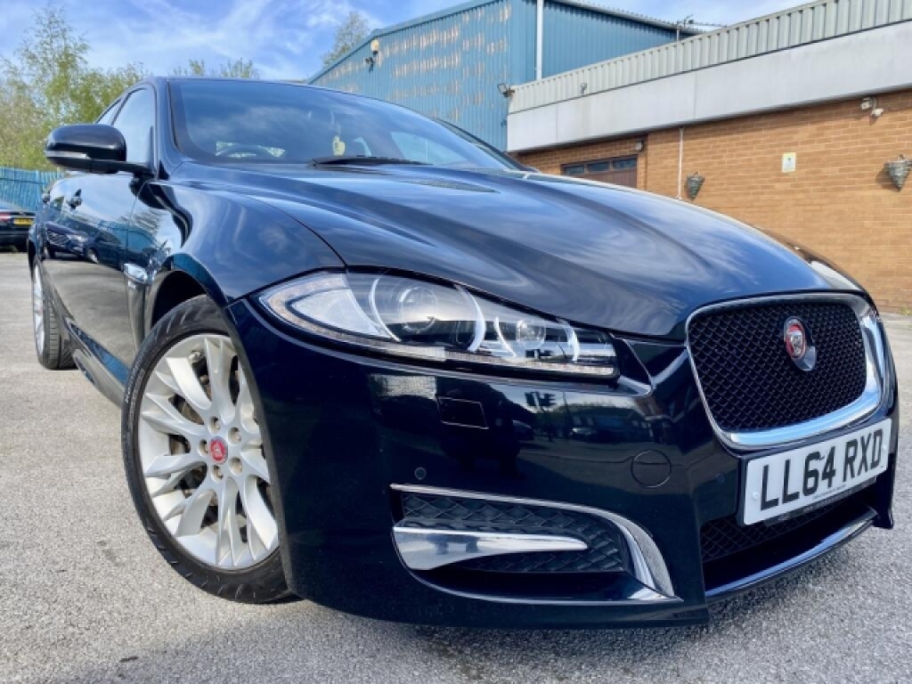 Jaguar XF Saloon 2.2 D R-sport Black
