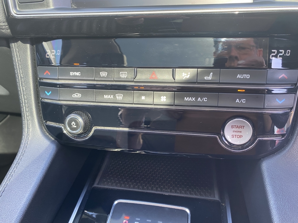 Jaguar F-Pace R-sport Awd Grey #21