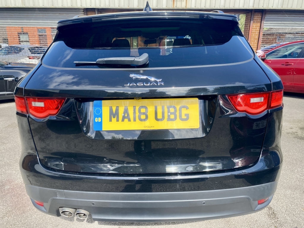 Jaguar F-Pace 2.0 Portfolio Awd Black #4