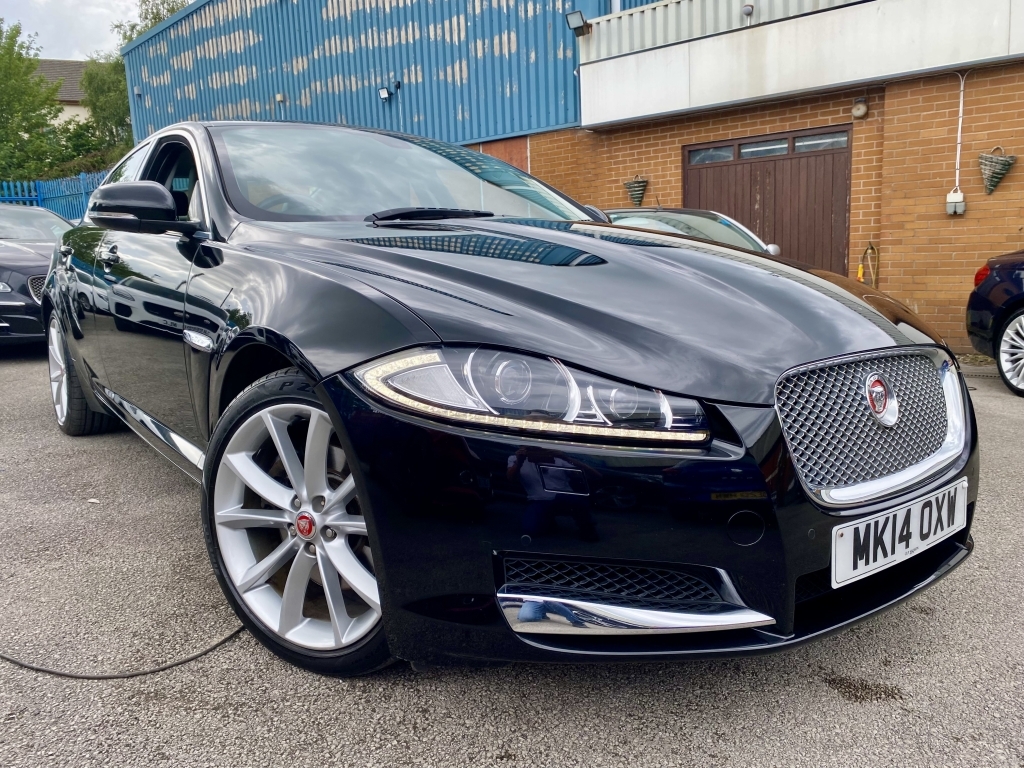 Jaguar XF 3.0 D V6 Premium Luxury MK14OXW Black