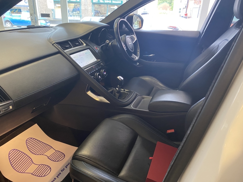 Jaguar E-Pace 2.0 D180 R-dynamic S Awd White #8