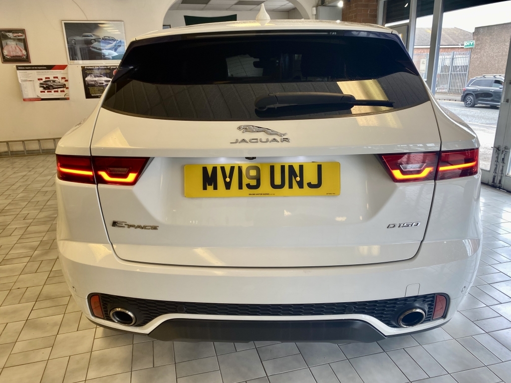 Jaguar E-Pace 2.0 R-dynamic S White #4