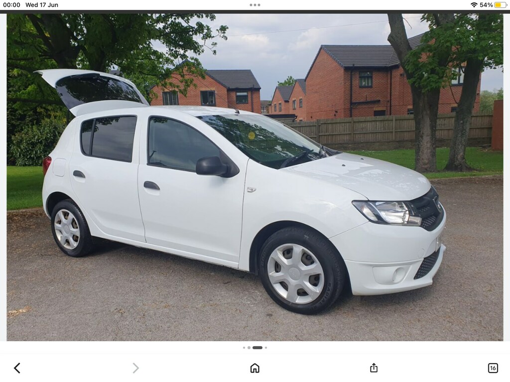 Dacia Sandero 1.2 16V 75 Ambiance White