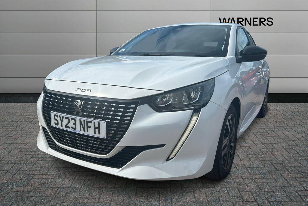 Peugeot 208 1.2 Puretech Active Premium SY23NFH White #2
