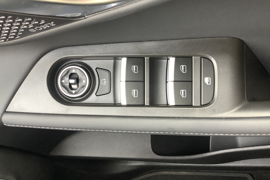 JAECOO 5 60.9Kwh Pure Suv 207 Ps Grey #13