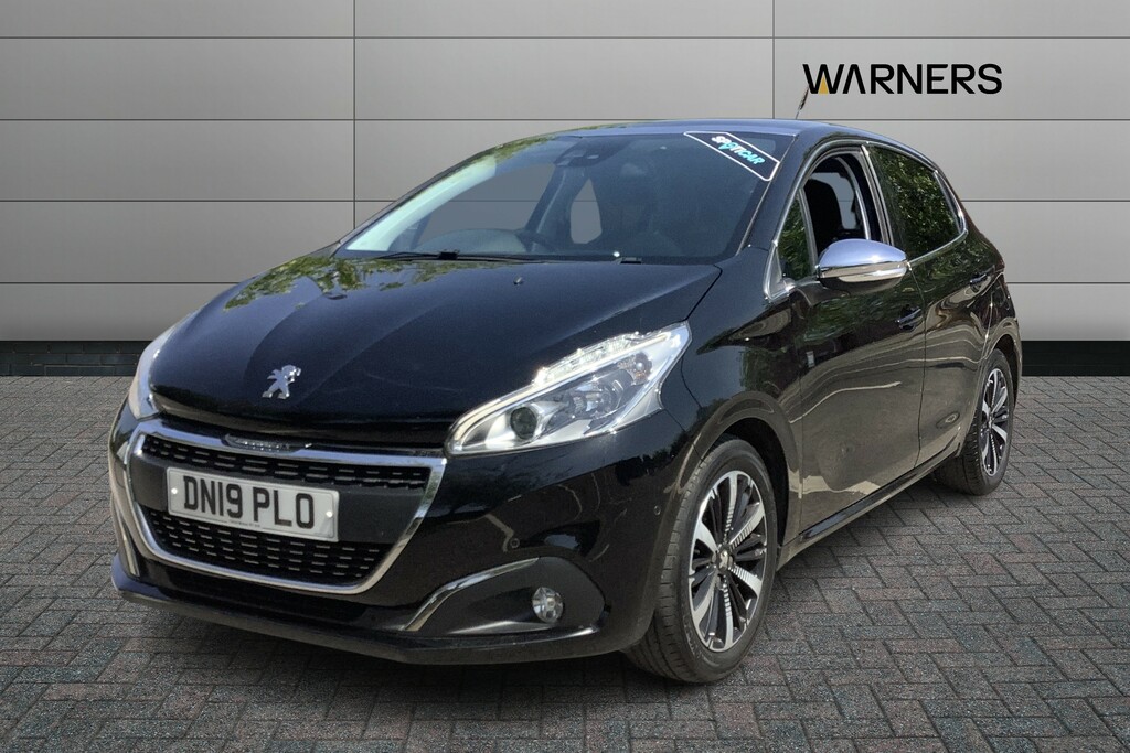 Peugeot 208 1.2 Puretech 82 Tech Edition Start Stop DN19PLO Black #2
