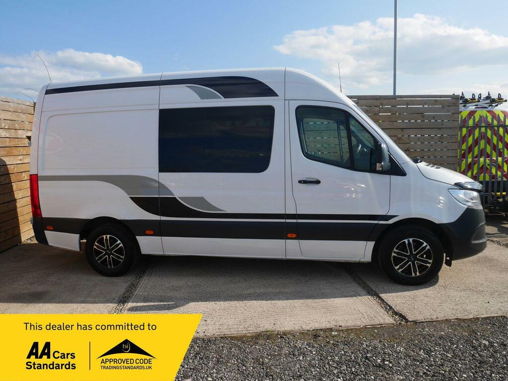 Mercedes-Benz Sprinter 2 Berth White