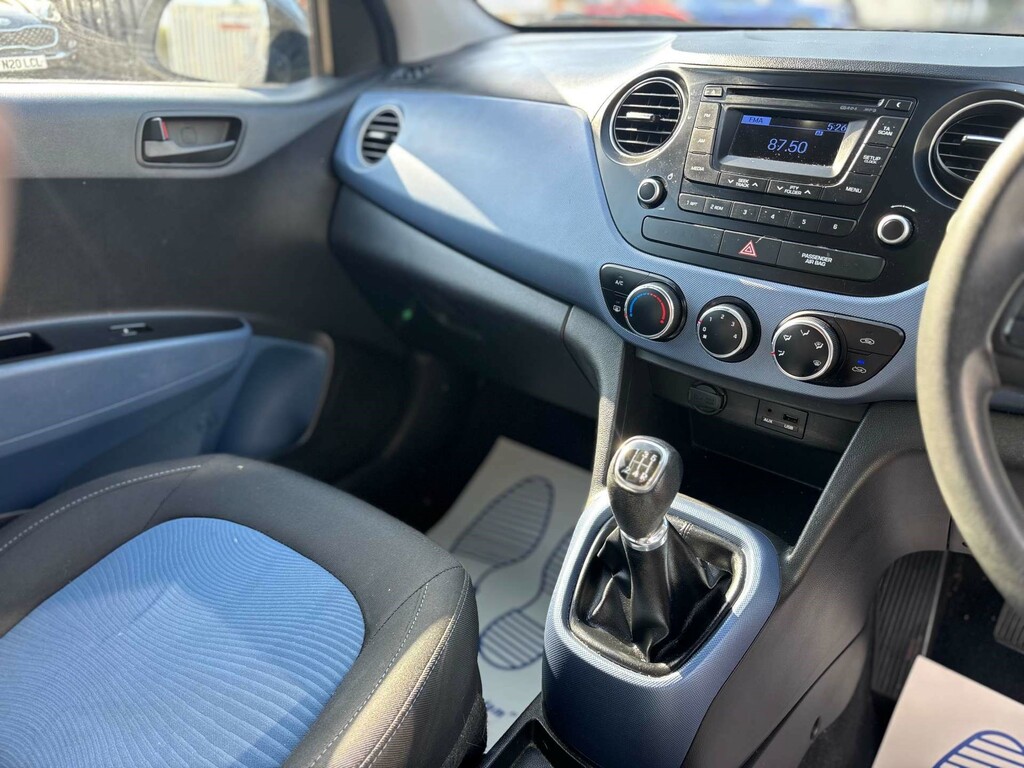Hyundai I10 1.0 Premium Silver #25