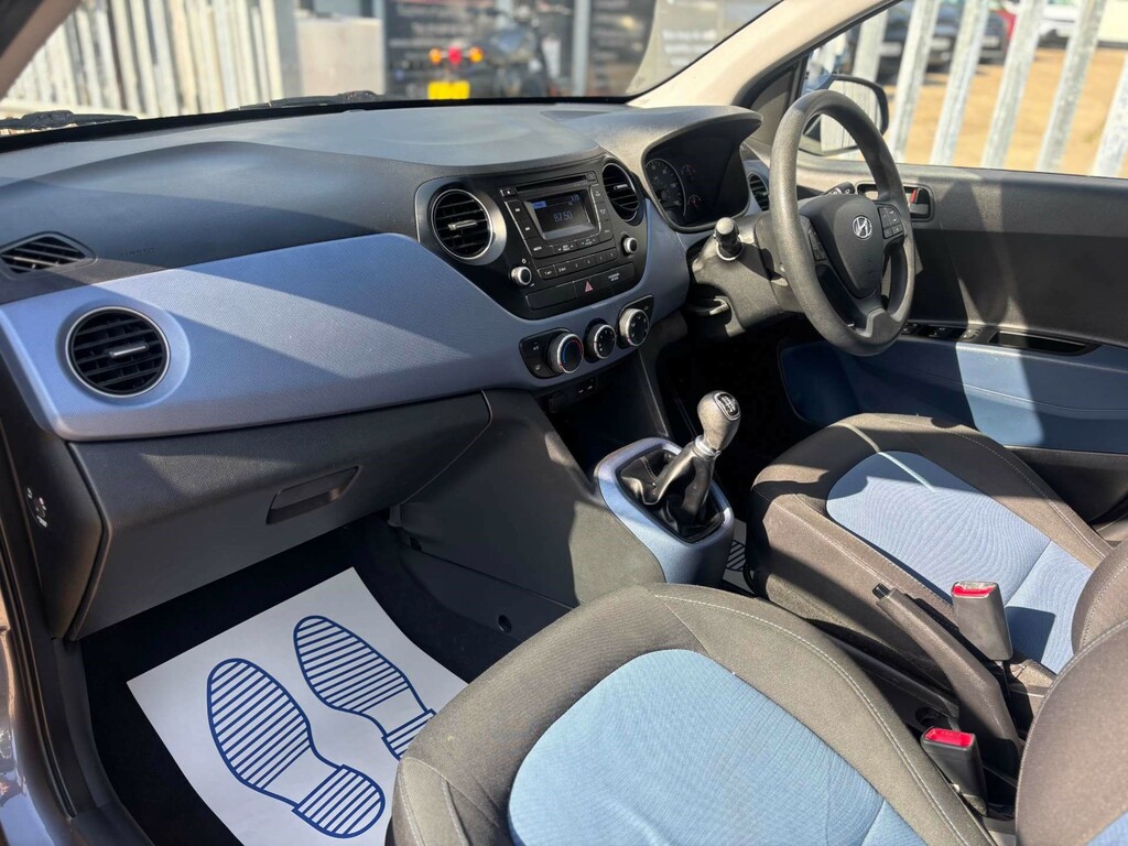 Hyundai I10 1.0 Premium Silver #21