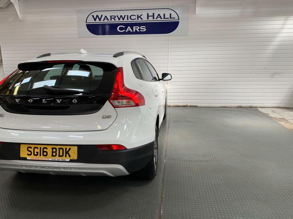 Volvo V40 Cross Country 2.0 D2 Lux Euro 6 Ss White #4