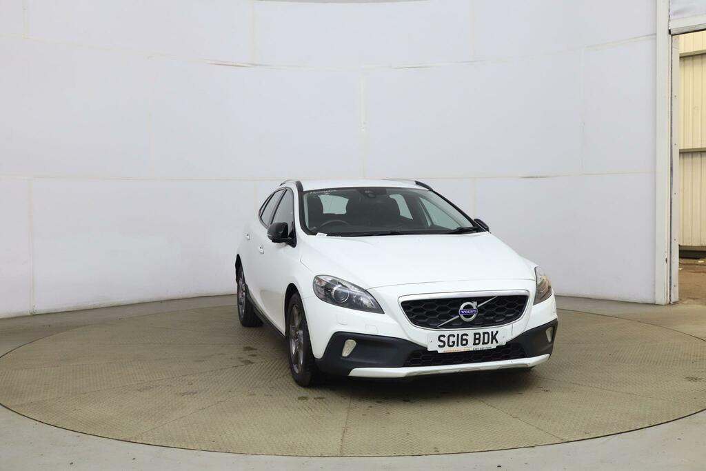 Volvo V40 Cross Country 2.0 D2 Lux Euro 6 Ss White #2