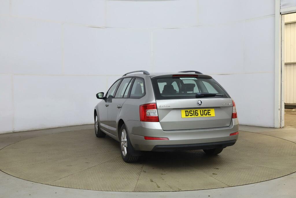 Skoda Octavia 1.6 Tdi Se Euro 6 Ss  #3