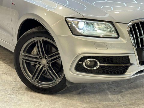 Audi Q5 2.0 Tdi S #13