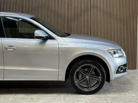 Audi Q5 2.0 Tdi S #14