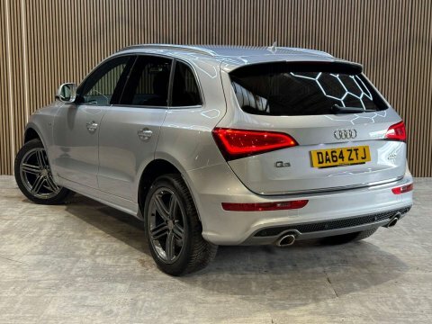 Audi Q5 2.0 Tdi S #26