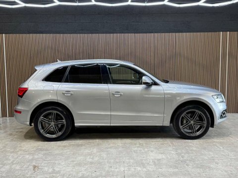 Audi Q5 2.0 Tdi S #16