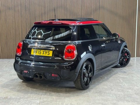 Mini Hatch 2.0 John Cooper RF15XYS Black #2