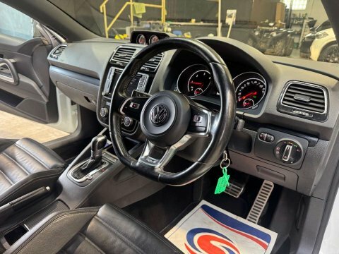 Volkswagen Scirocco 2.0 Scirocco R-line White #3