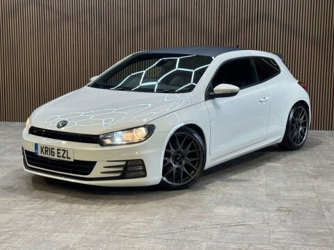 Volkswagen Scirocco 2.0 Scirocco R-line White #4