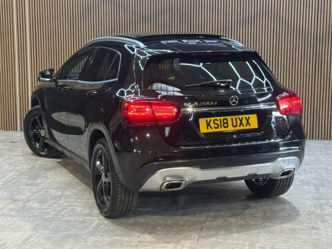 Mercedes-Benz GLA Class 2.1 Gla 200 Black #5