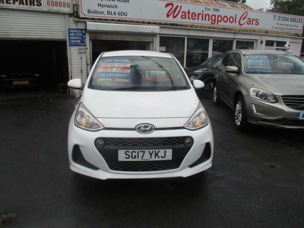 Hyundai I10 1.0 Se Euro 6 SG17YKJ White #4