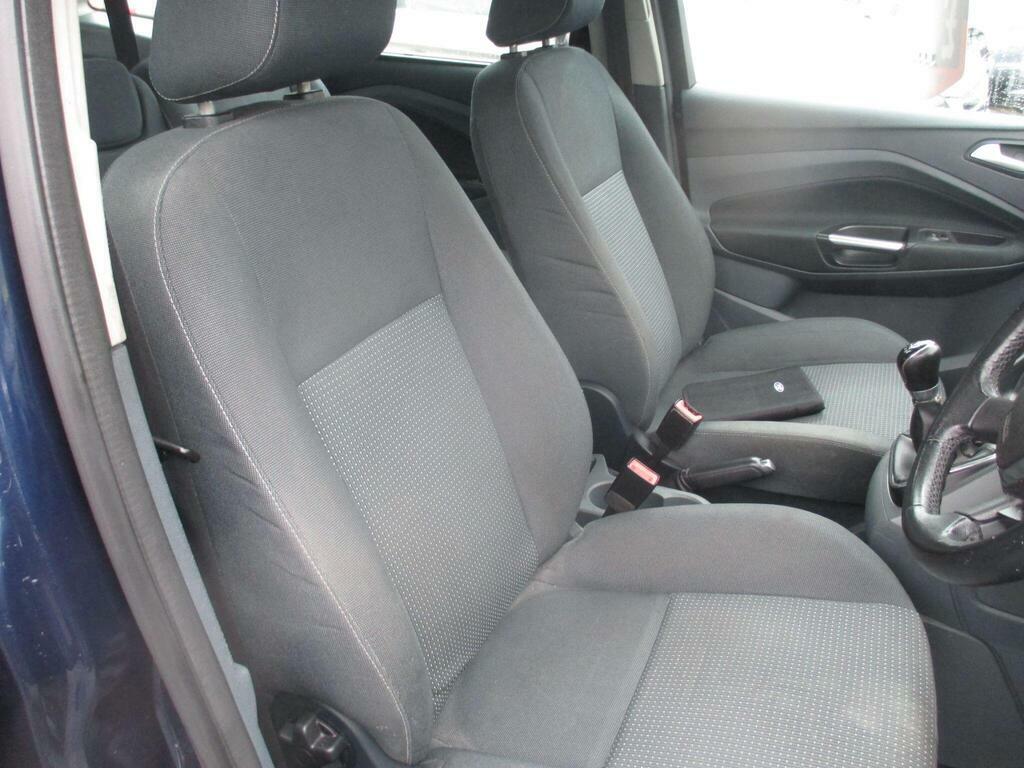 Ford Grand C-Max Titanium Silver #12
